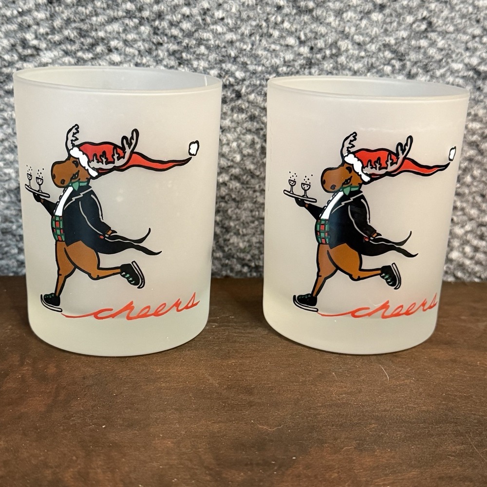 Rare Vintage Pair Of Neiman Marcus Reindeer Ice Skating Holiday Cocktail Glasses